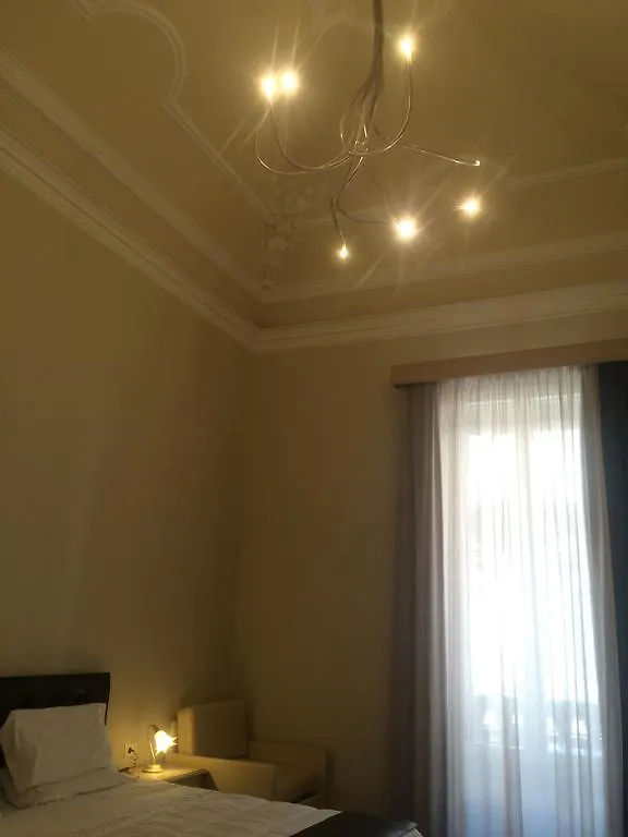 Alexander House Catania Hotel 0*,  Italia